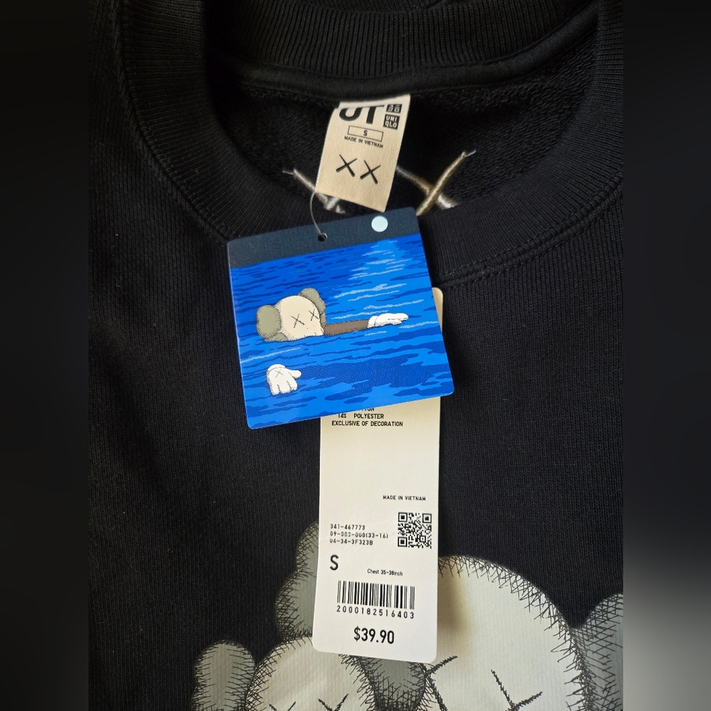 Uniqlo X KAWS - Picture 4 of 4